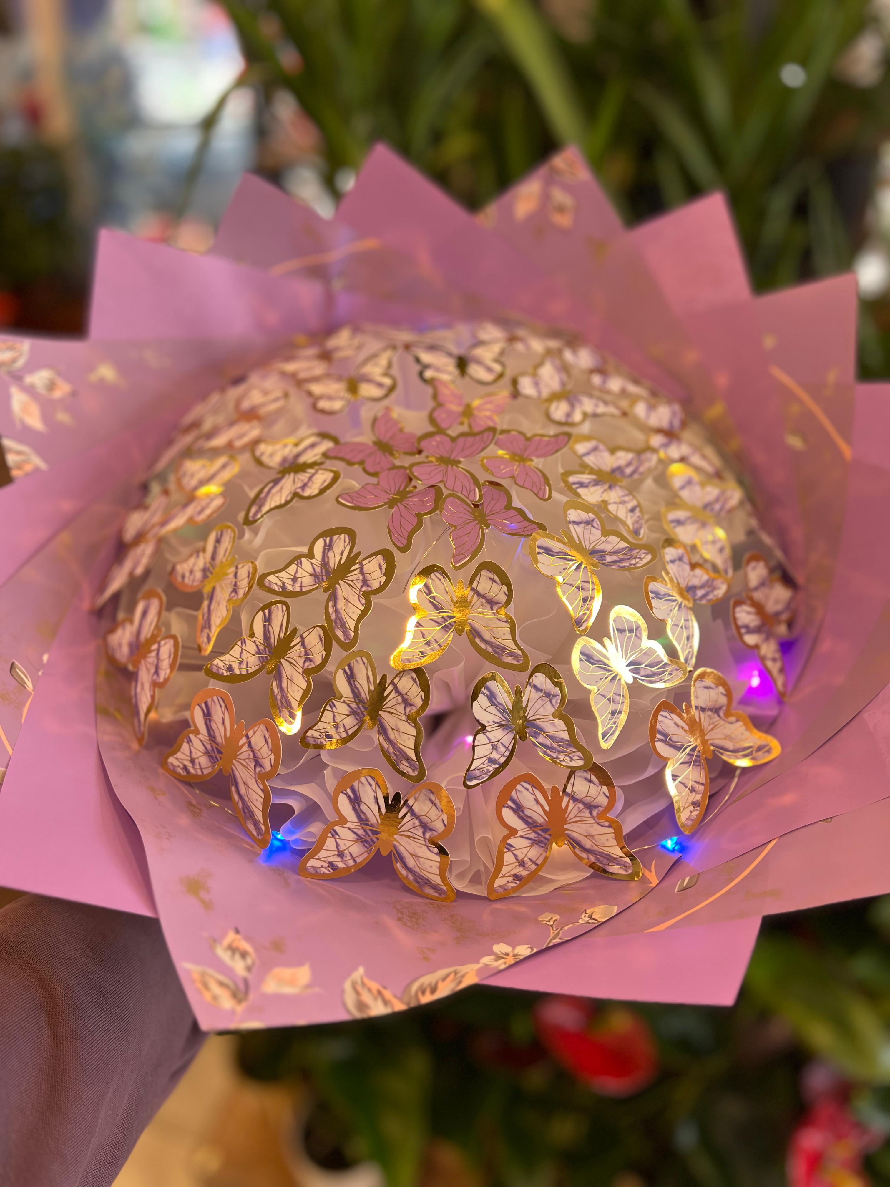 Ledli Kelebek Buketi